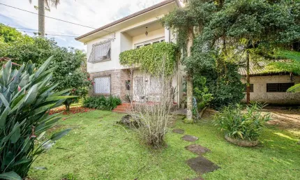 Casa com 3 quartos à venda na travessa pedra redonda, --, jardim isabel, porto alegre por r$ 1.400.000