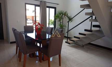 Casa em condomínio Phytus - Itupeva SP: 3 quartos, 1 suíte, sala de jantar com pé direito alto, área gourmet.
