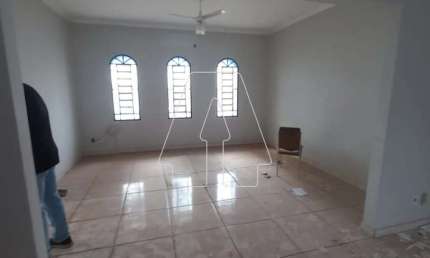 Casa com 3 quartos à venda na Vila Industrial, Araçatuba 