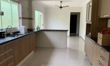 Casa com 3 quartos à venda no Santana, Araçatuba 