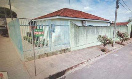 Casa com 2 quartos à venda no Umuarama, Araçatuba 