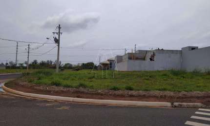 Terreno no Condomínio Residencial Laranjeiras em Araçatuba/SP