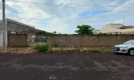 Terreno à venda no Bairro das Bandeiras, Araçatuba 