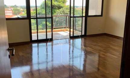 Apartamento no Condomínio Edifício Flamboyant em Araçatuba/SP
