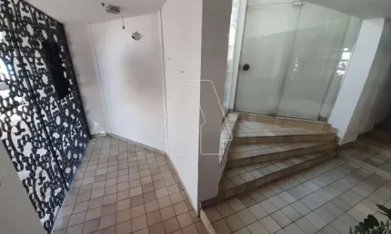 Casa com 3 quartos para alugar no Jardim Sumaré, Araçatuba 