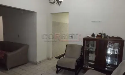 Casa com 3 quartos à venda na Vila Industrial, Araçatuba 
