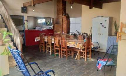Casa com 3 quartos à venda no Umuarama, Araçatuba 