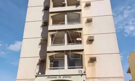 Apartamento no condomínio edifício arcadas do icaray em araçatuba/sp