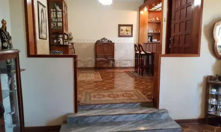 Casa com 4 quartos à venda na Vila Estádio, Araçatuba 
