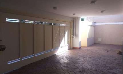Casa com 3 quartos para alugar no Higienópolis, Araçatuba 