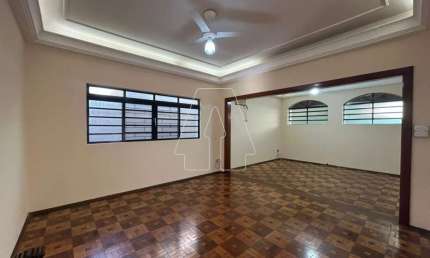 Casa Residencial e Comercial no Centro em Araçatuba-SP