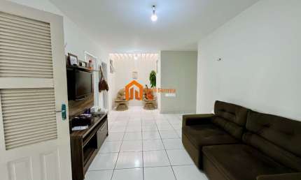 Casa com 3 quartos à venda na Rua José Alves Cavalcante, 881, Cidade dos Funcionários, Fortaleza por R$ 480.000
