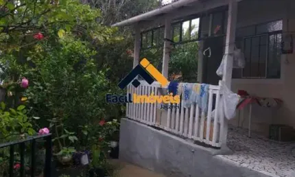 Casa para Venda em Jacareí, Parque Santo Antônio, 3 dormitórios, 2 banheiros