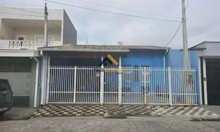 Casa para Venda em Jacareí, Jardim Siesta, 3 dormitórios, 1 suíte, 3 banheiros, 2 vagas
