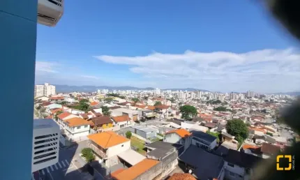 Apartamento 2 Quartos, 1 suite, churrasqueira a carvao na sacada, Jardim Cidade de Florianópolis