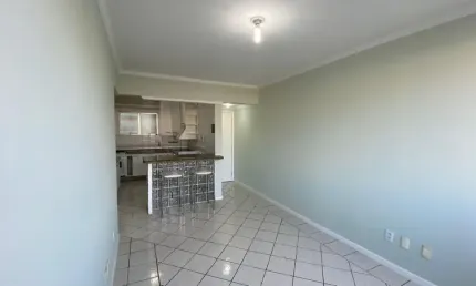 APTO DE 2 DORM. REFORMADO EM EXECELENTE LOCALIZAÇÃO NO JARDIM ATLANTICO