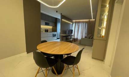Apartamento com Vista Mar a venda com 3 quartos, sendo 2 suítes no bairro Canto - Estreito