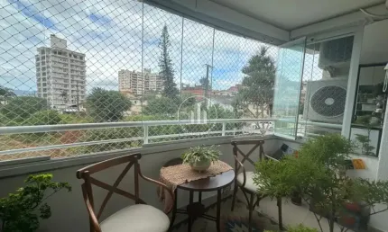 Apto de 3 quartos com suite e 2 vagas, excelente localizaçaõ em são josé