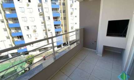 Excelente apartamento, a 3 minutos da Beira-mar Continental e da Ponte Hercílio Luz