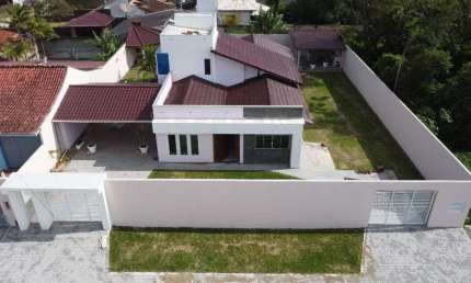 Casa com 4 quartos à venda na Rua 590 Hercílio Luz, Cambijú, Itapoá