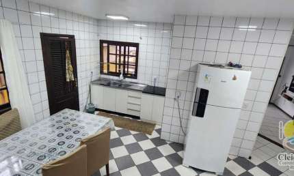 Apartamento com 3 quartos para alugar na Rua 580 Nereu Ramos, Cambijú, Itapoá