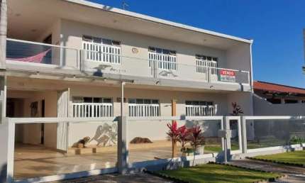 Casa a Venda com piscina . Guaratuba - PR  Praia Central. Ótimo Sobrado com piscina.