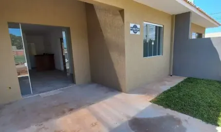 Casa nova pronta para morar, localizada a Rua Alexandre Correia, casa nº 02,  2 quartos, sala/copa,  cozinha integrada à copa,1 banheiro social, lav