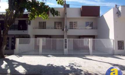 Sobrado, 3 Quartos sendo 1 Suítes, 2 vagas de Garagem descobertas, praia central , Guaratuba/PR - Imobiliária África