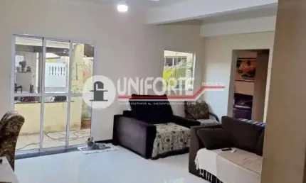 Casa (Sobrado) para Venda, 6 dorm(s), 1 suite(s), 2 vaga(s), 351 m²