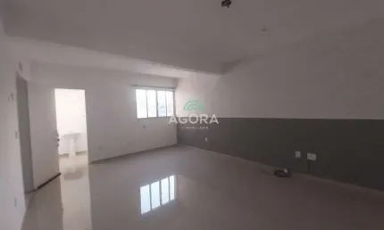 Sala comercial para alugar no Centro, Canoas  por R$ 790