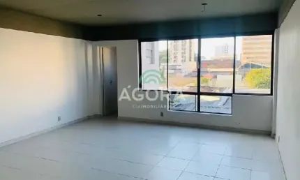 Sala comercial para alugar no Centro, Canoas  por R$ 800