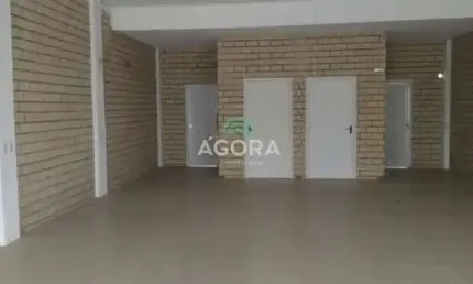Ponto comercial para alugar no Mato Grande, Canoas  por R$ 2.600