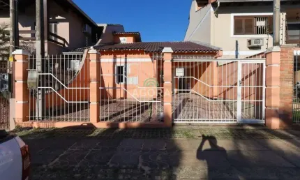 Casa com 2 quartos para alugar no harmonia, canoas  por r$ 2.200