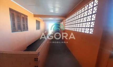 Apartamento com 2 quartos para alugar no Mathias Velho, Canoas  por R$ 950