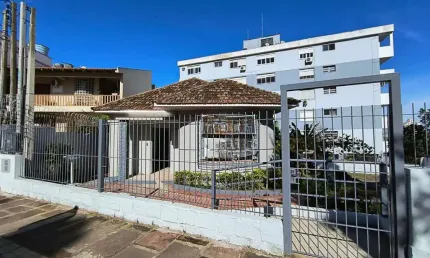 Casa comercial para alugar no Marechal Rondon, Canoas  por R$ 5.900