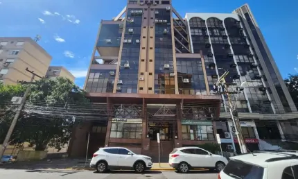 Sala comercial para alugar no Centro, Canoas  por R$ 2.225