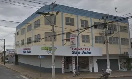 Sala comercial para alugar no Estância Velha, Canoas  por R$ 2.000