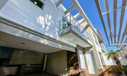 Casa com 3 quartos para alugar na Nossa Senhora das Graças, Canoas  por R$ 6.200