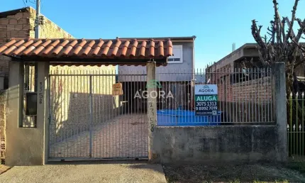 Casa com 3 quartos para alugar no Harmonia, Canoas  por R$ 2.220