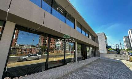 Ponto comercial para alugar no Igara, Canoas  por R$ 7.912