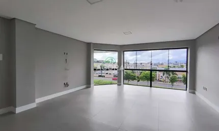 Sala comercial para alugar no Estância Velha, Canoas  por R$ 3.900