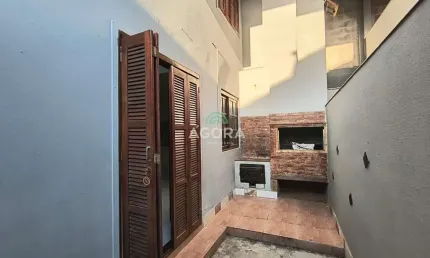 Casa com 2 quartos para alugar no Mato Grande, Canoas  por R$ 1.360