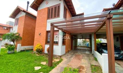 Casa em condomínio fechado com 3 quartos para alugar no Igara, Canoas  por R$ 4.000