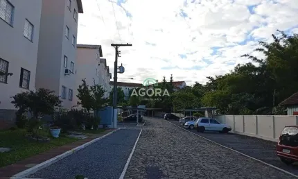Apartamento com 2 quartos para alugar na Nossa Senhora das Graças, Canoas  por R$ 1.500