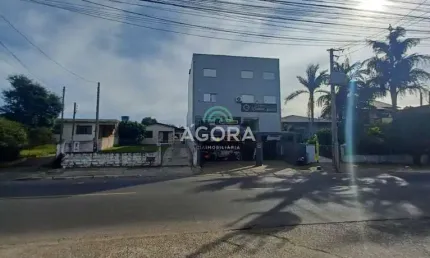Apartamento com 2 quartos para alugar no Olaria, Canoas  por R$ 1.300