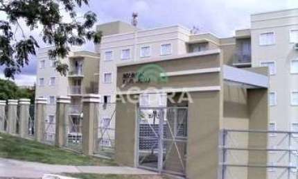 Apartamento com 2 quartos para alugar no Olaria, Canoas  por R$ 1.200
