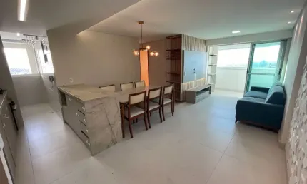 Lindo apartamento de 3 quartos em Condomínio Clube no bairro do Bessa.