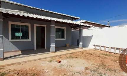 Casa para Venda em Saquarema, Porto da Roça, 2 dormitórios, 1 suíte, 2 banheiros, 2 vagas