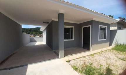Casa para Venda em Saquarema, Bacaxá, 2 dormitórios, 1 suíte, 2 banheiros, 1 vaga