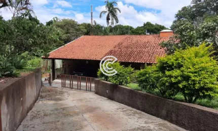 Chácara / sítio com 3 quartos à venda na RUA CÉSAR CESTAROLLI, 498, Chácaras Polozzi, Louveira por R$ 999.000